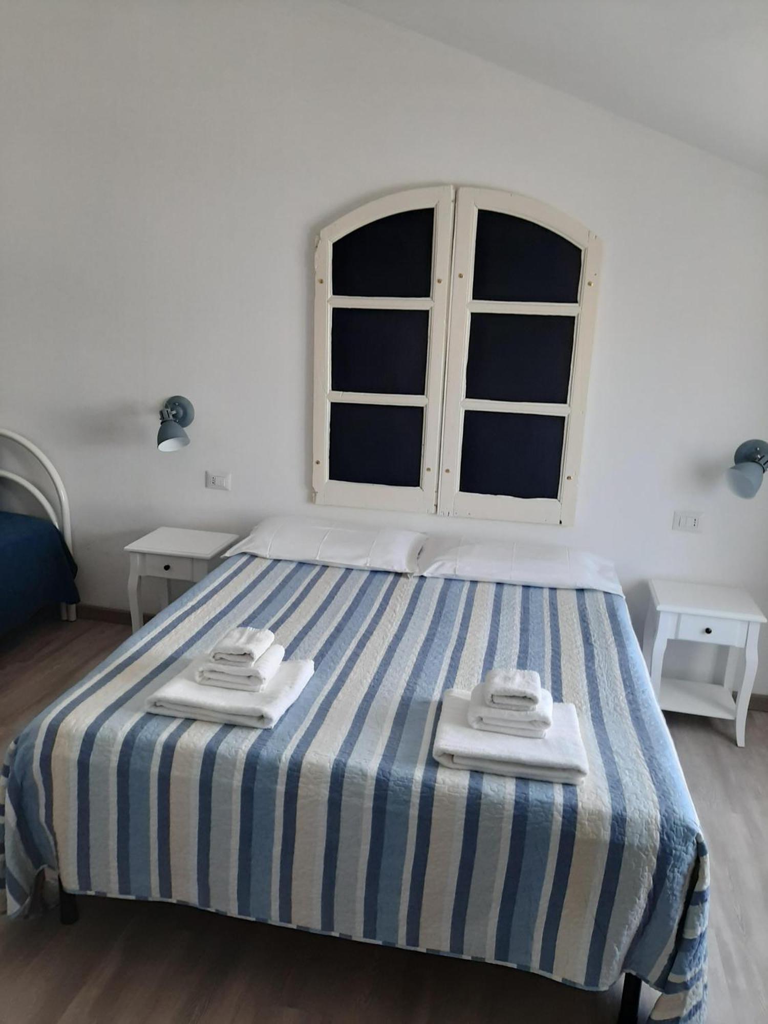 Cuscino E Cappuccino B&B Alghero Szoba fotó